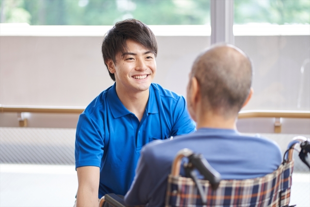 【同じ介護職でも施設によって仕事内容は違う】施設種別や役割で選ぶ！～働きやすい施設～　介護職の後悔しない転職・就職活動